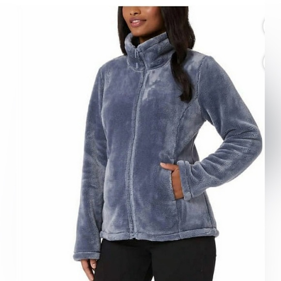 32 Degrees Jackets & Blazers - NWT. 32 Degrees. Women's Plush Velvet Full Zip Jacket Grisaille. Size Small.